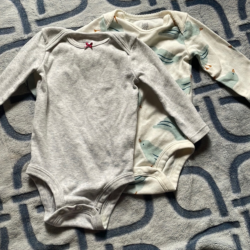 2 long sleeve onesies